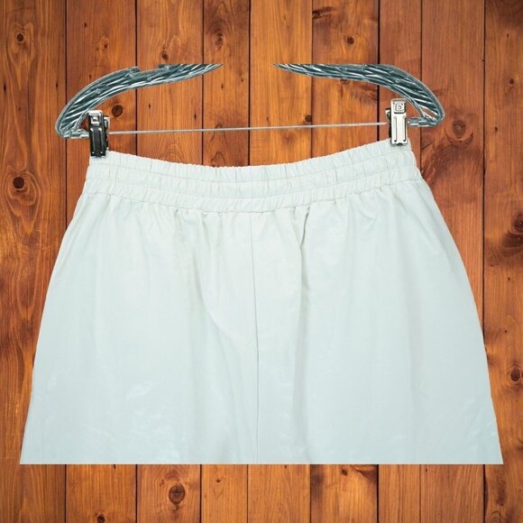 NWT Lotus Eaters Women's Provider Off-White Pants 100% PU Sz M Elastic Waist - Picture 4 of 7